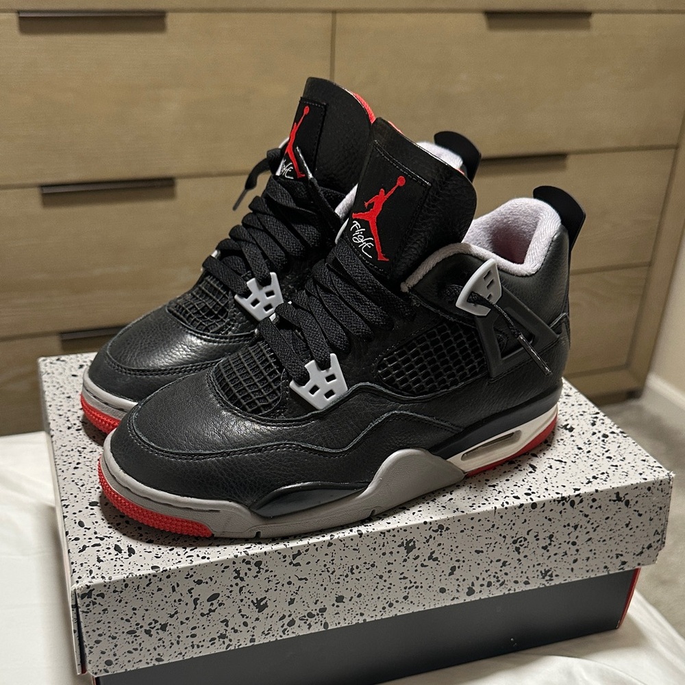 Jordan Kids Shoes in Black and Red